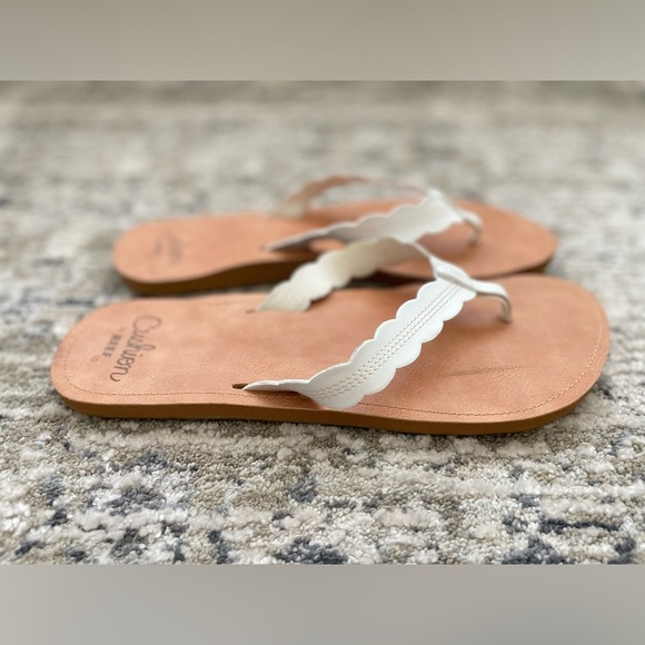 Reef Celine Scalloped Sandals White Beige Size 10 Flip Flops - Picture 5 of 7